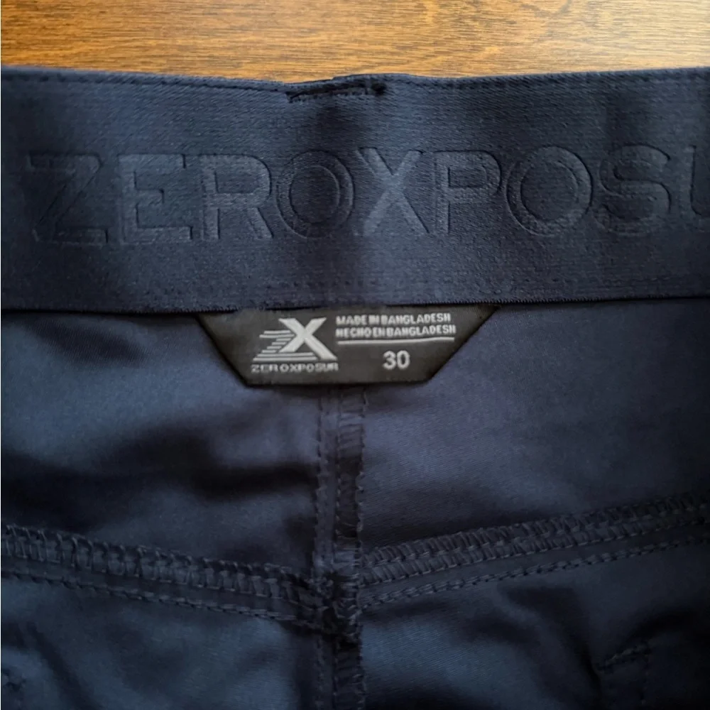 ZeroXposur Travel Shorts Mens 30 Navy Utility Zip Pocket 4-Way Stretch UPF 50+